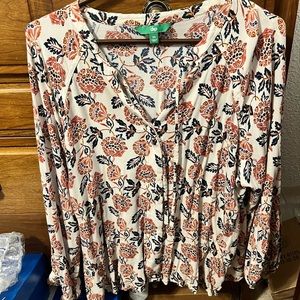 Business casual blouse. In great condition